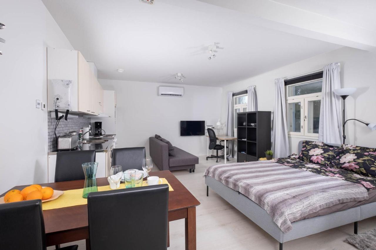 Vaajalahden Yksioe Apartment กัวปิโอ ภายนอก รูปภาพ